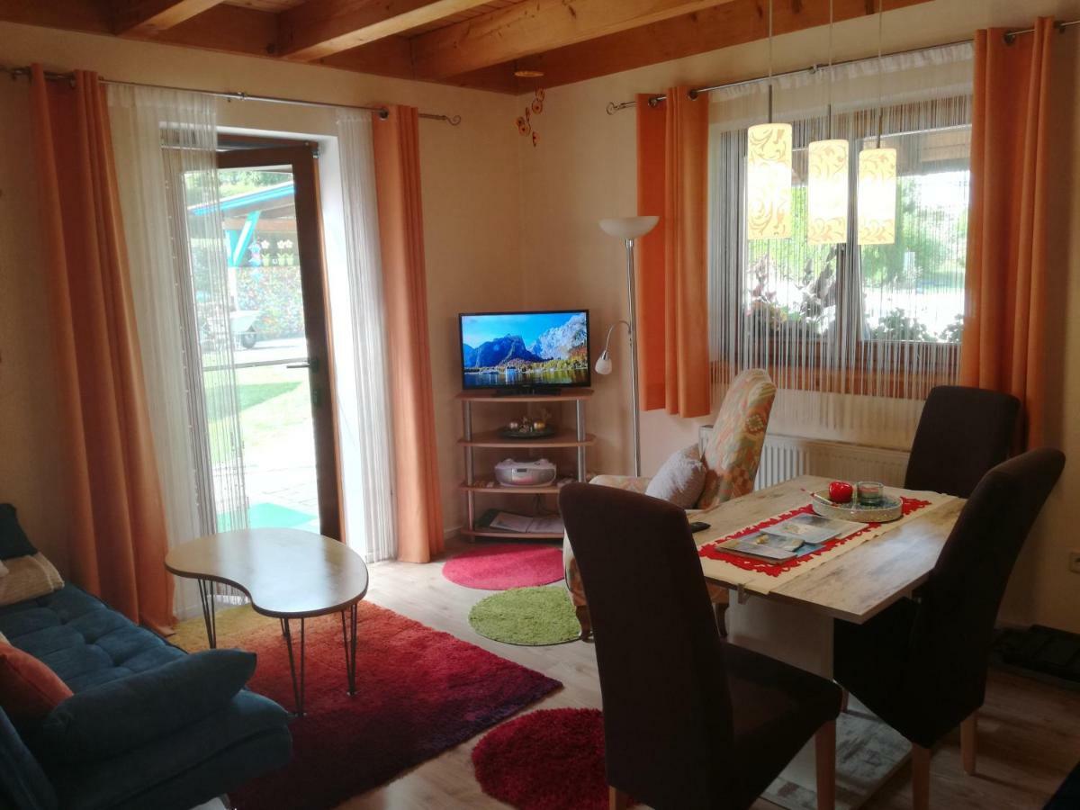 Apartment Dora *